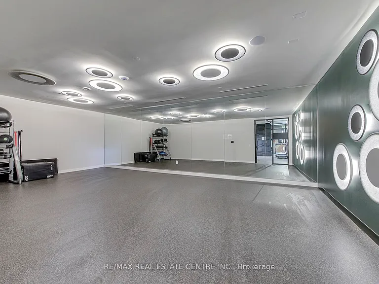 2495 Eglinton Ave W #2603 — Photo 32