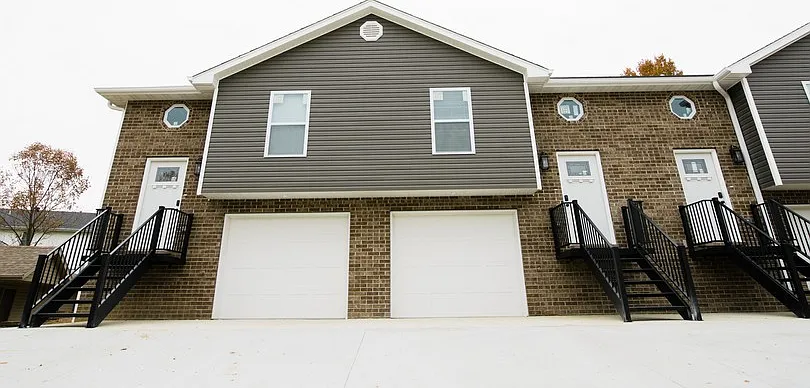 5406 Deer Valley Drive - D — Photo 1