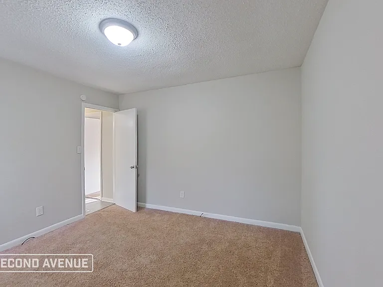 5764 Desoto Dr — Photo 11
