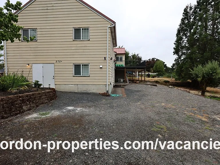 275 S 5th St #B — Photo 23