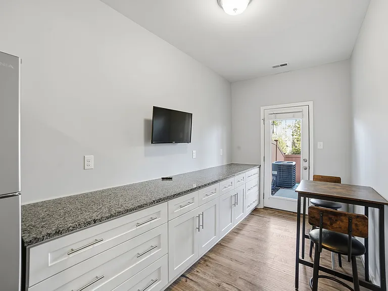 2272 Perennial Cir — Photo 6