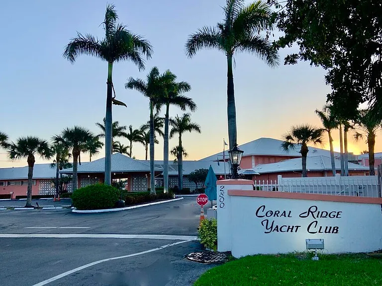 2727 Yacht Club Blvd #2A — Photo 15