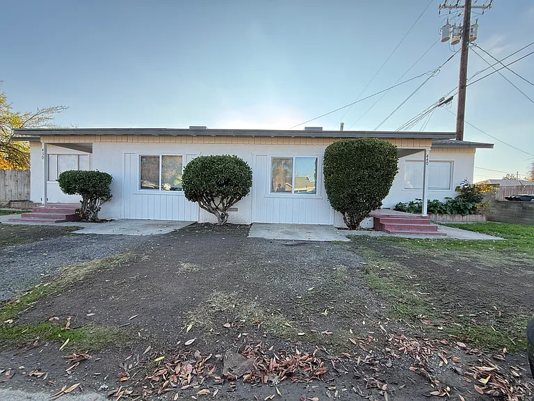 440 S 4th St — Photo 2