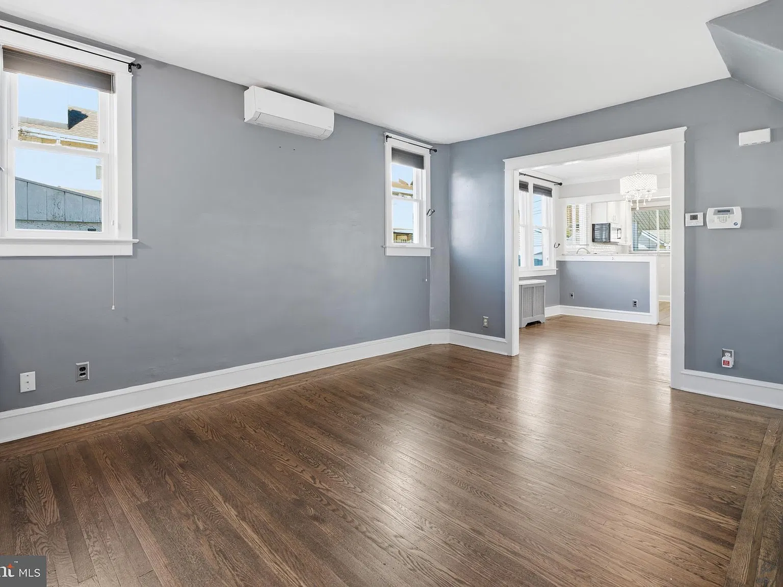 3 bed, 1.5 bath, 1804 sqft, $2,750 — Photo 4