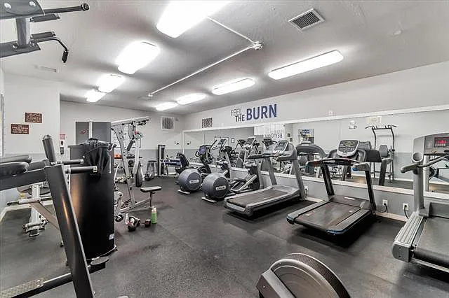402 Boardwalk Ave #23 — Photo 16