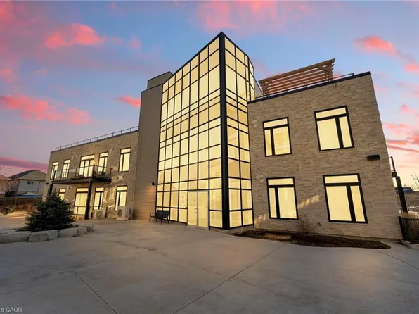 85 B Morrell St #117, Brantford, ON N3T 4J6