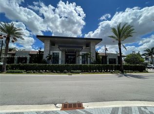 8001 41st St #409, Doral, FL 33166