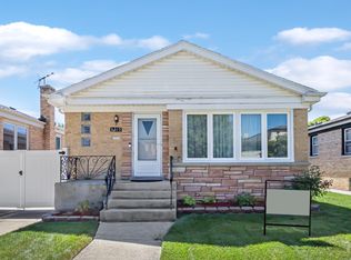 8315 W Addison St, Chicago, IL 60634