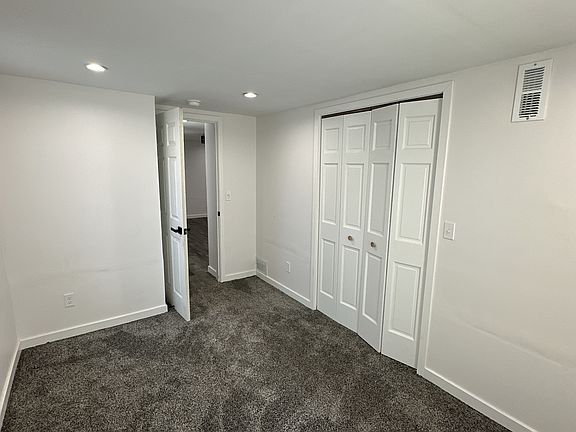 2nd image of 4-534 W 6th St APT 4