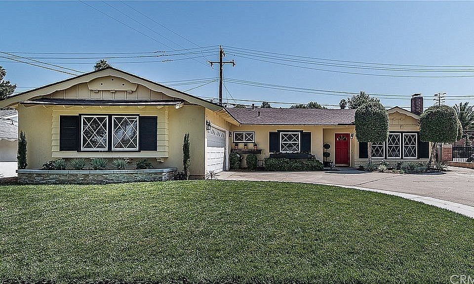 1st image of 23568 Prospect Valley Dr