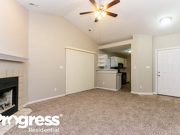 3rd image of 4934 Wisteria Dr