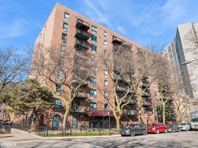 3900 N Pine Grove Ave APT 811, Chicago, IL, 60613