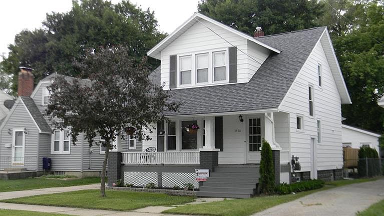 1st image of 1415 Pine Ave NW