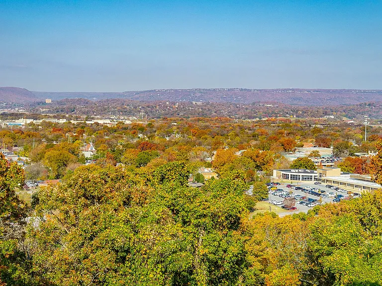 Missionary View: Modern Multifamily Living in Chattanooga — Photo 26
