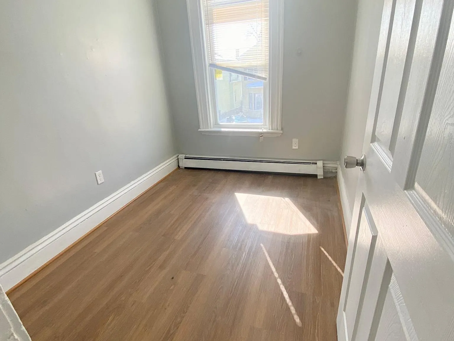 4 bed, 1200 sqft, $2,800 — Photo 4