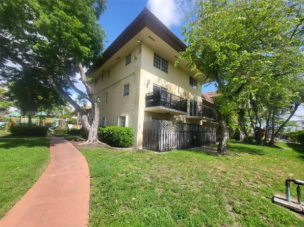 8500 SW 109th Ave #6-201, Miami, FL 33173