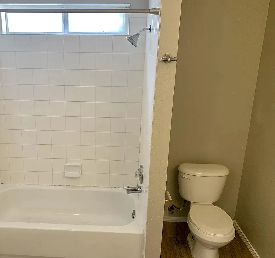 3 bed, 1468 sqft, $1,950 — Photo 1
