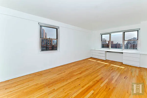 Rented by Halstead Real Estate | media 10