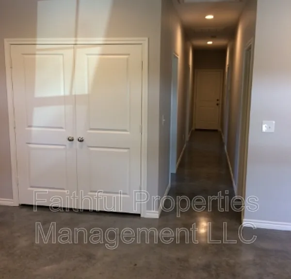 10222 State Highway 31 E #3 — Photo 4