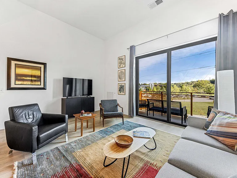 68 Craven St #208 — Photo 4