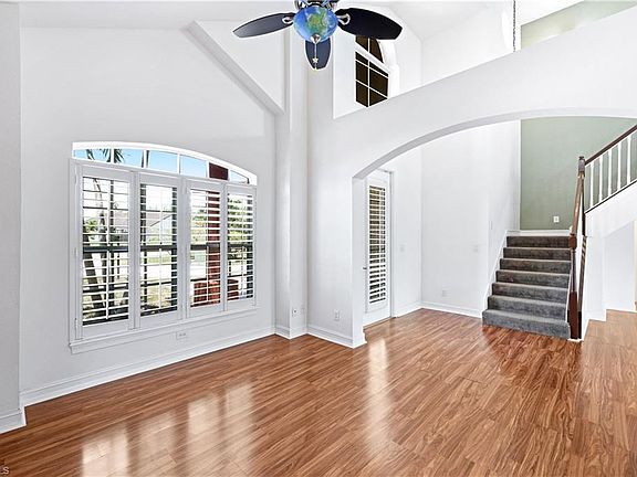 4th image of 27435 Pollard DR