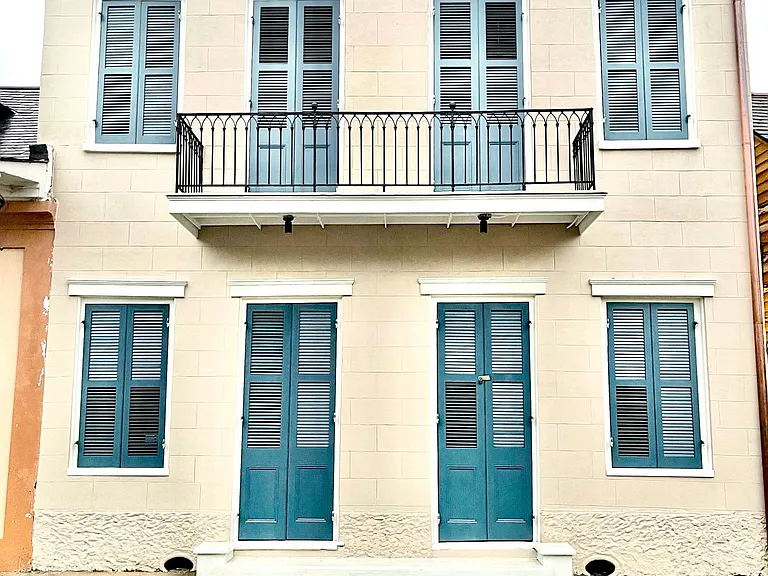 1008 Dauphine St #2B — Photo 1