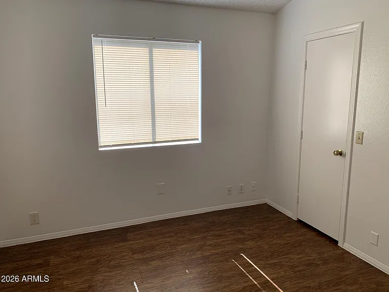 7930 W Krall St — Photo 18