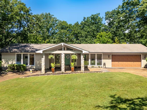 5311 Fairview Rd, Hixson, TN 37343