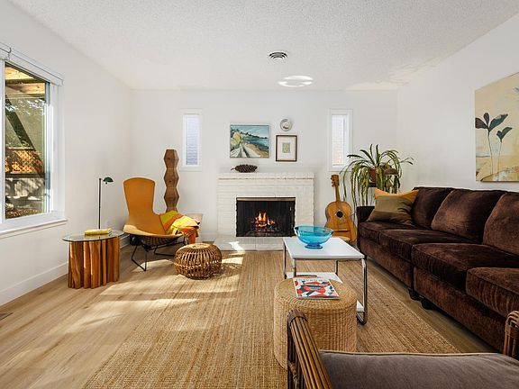 3rd image of 1970 Neotomas Avenue