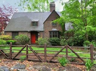 622 Love Ln, Warwick, RI 02818