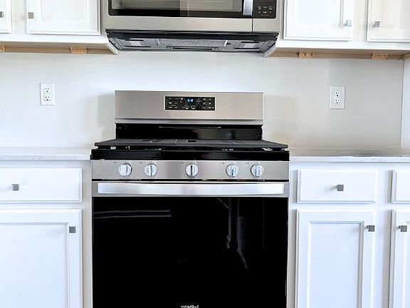 Stainless appliances
