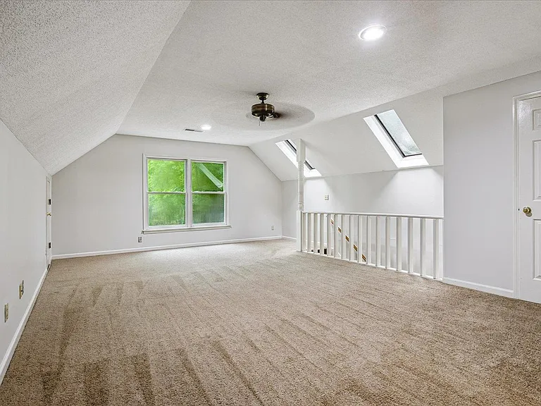 8428 Bazemore Rd — Photo 28