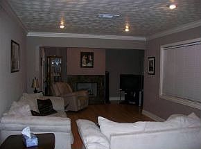 2nd image of 395 Moreland St
