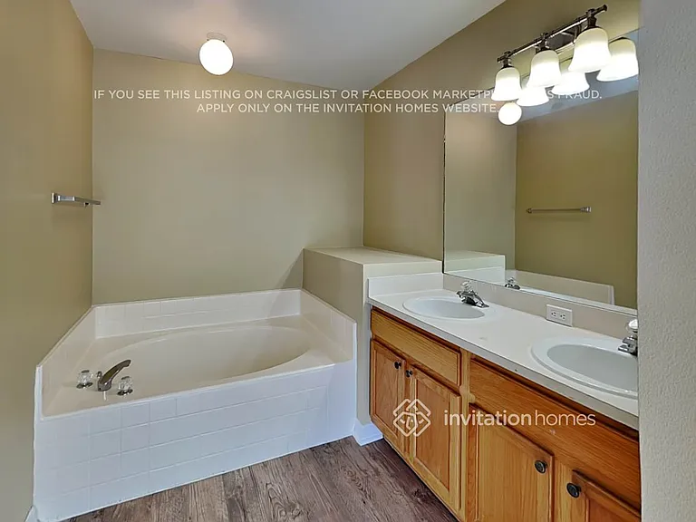1712 Laramie Cir — Photo 14