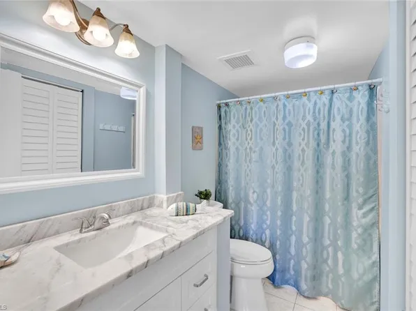 4251 27th CT SW #204, NAPLES, FL 34116