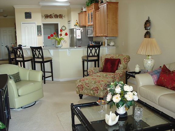 2nd image of 3644 Solana Cir