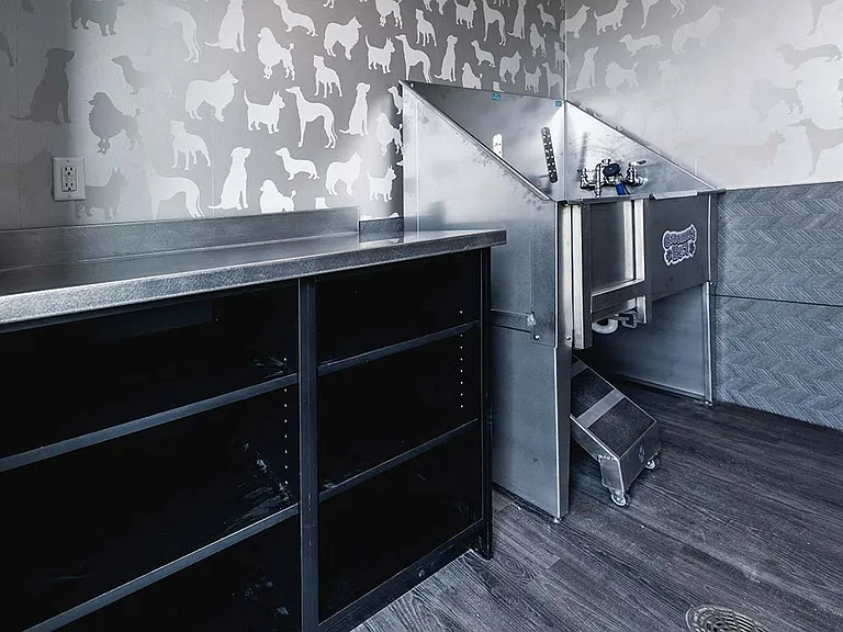 Velo Village Apartments — Photo 14