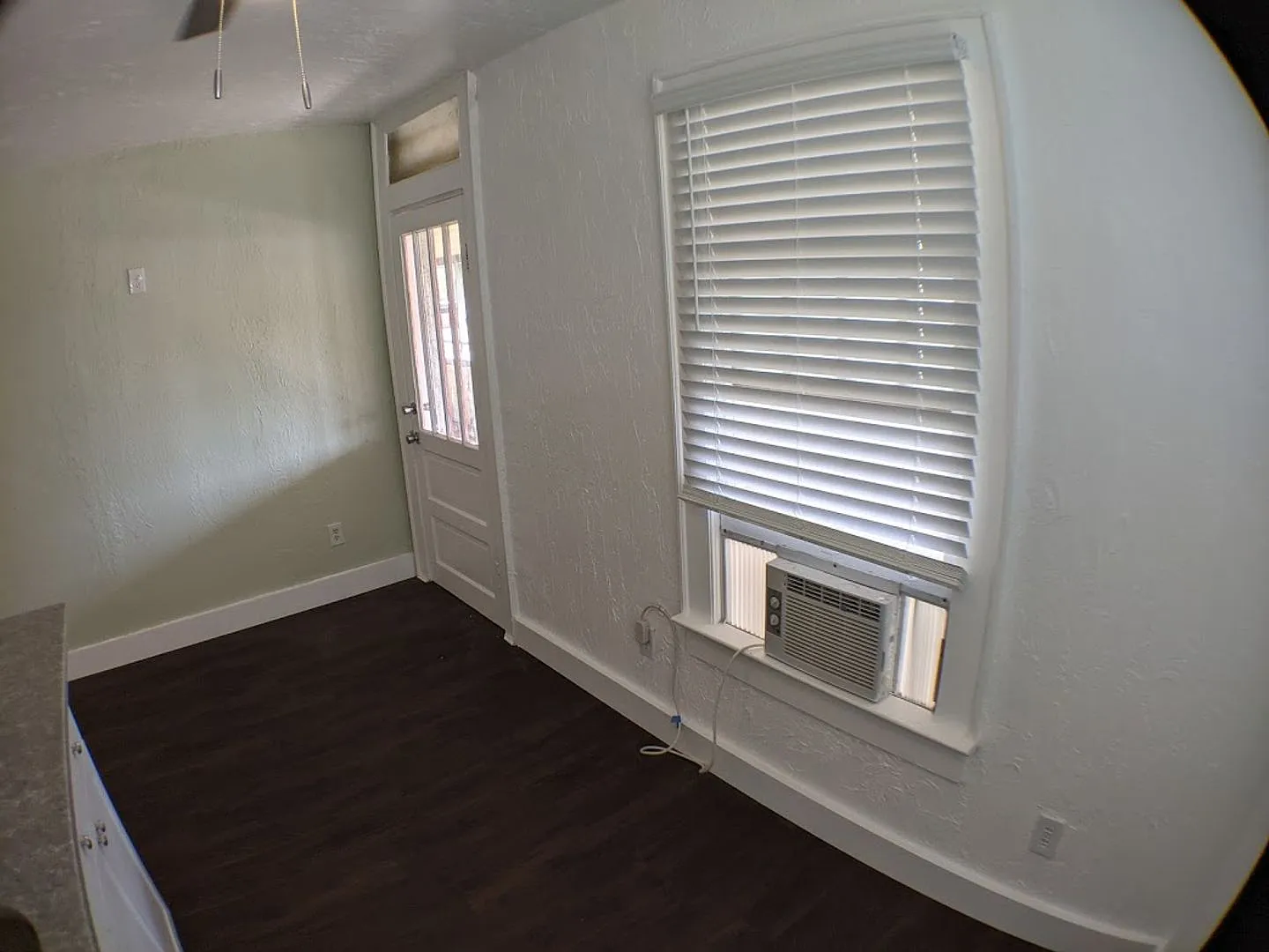 Adorable Rental in the Heart of Nokomis — Photo 4