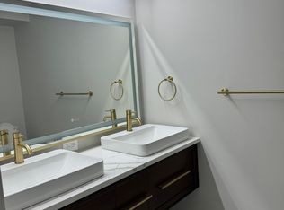 9655 Woods Dr UNIT 1010, Skokie, IL 60077