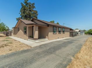 1492 W Sumner Ave, Fresno, CA 93706