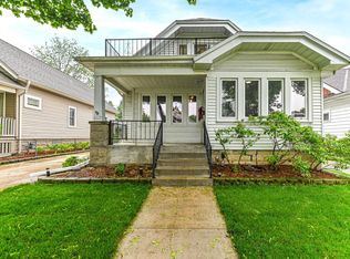 6535 Vista Ave, Wauwatosa, WI 53213