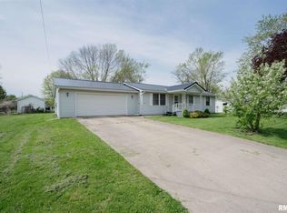 504 W Butternut St, Elmwood, IL