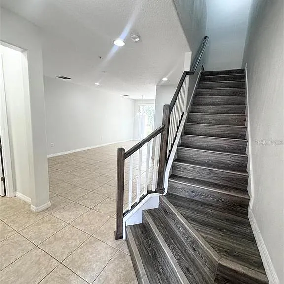 9319 Strongbark Ln — Photo 5