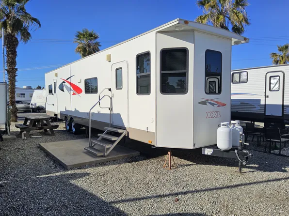 250 Fairfax Rd, Bakersfield, CA