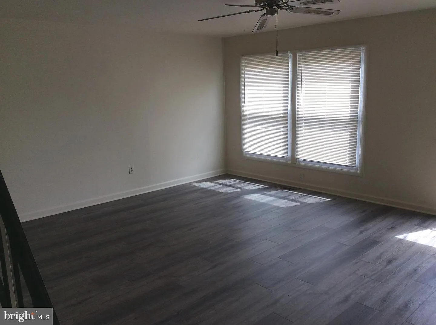3 bed, 1.5 bath, 1430 sqft, $2,200 — Photo 4