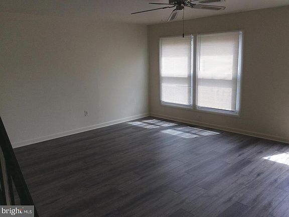 4th image of 7 Rittenhouse Ct