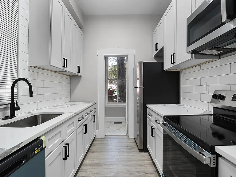 1845 S 10th St #1N — Photo 5