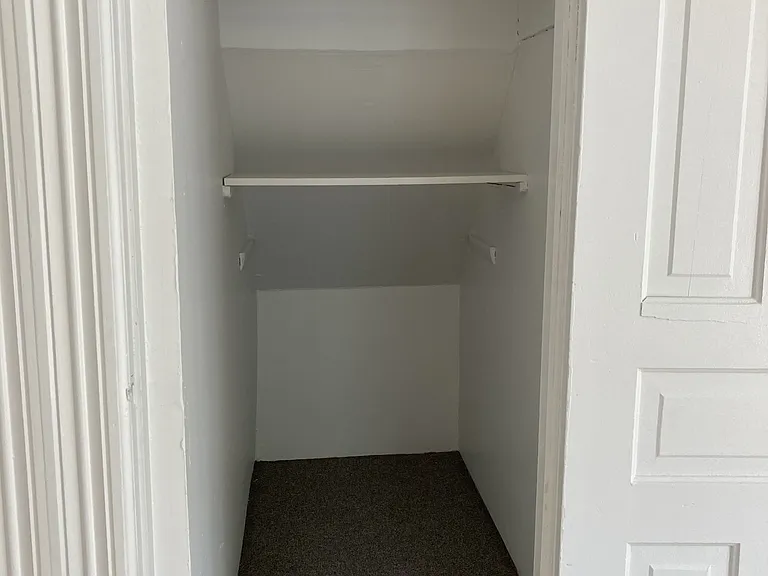 303 E Madison St #2 — Photo 4