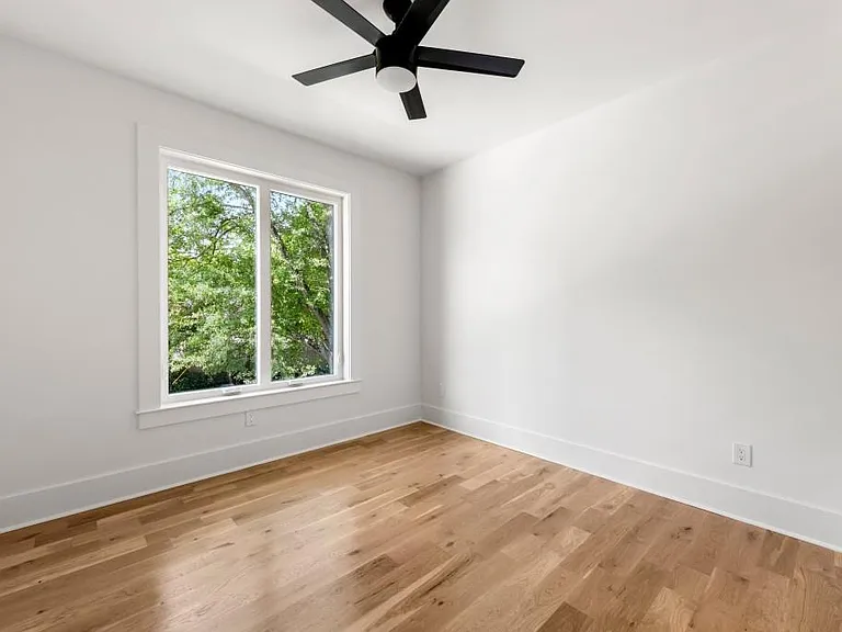 2771 Guthrie St SE — Photo 39