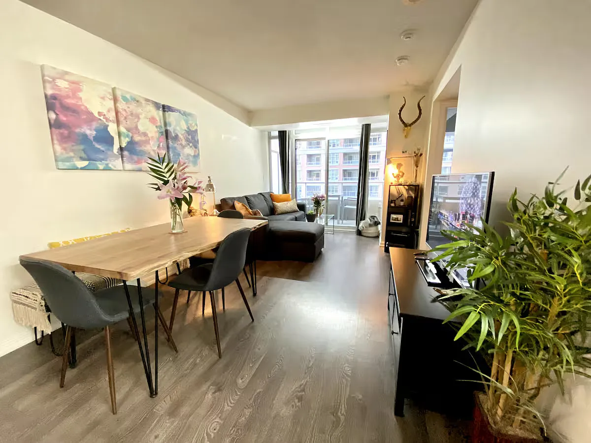 1 bed, 699 sqft, $2,700 — Photo 1